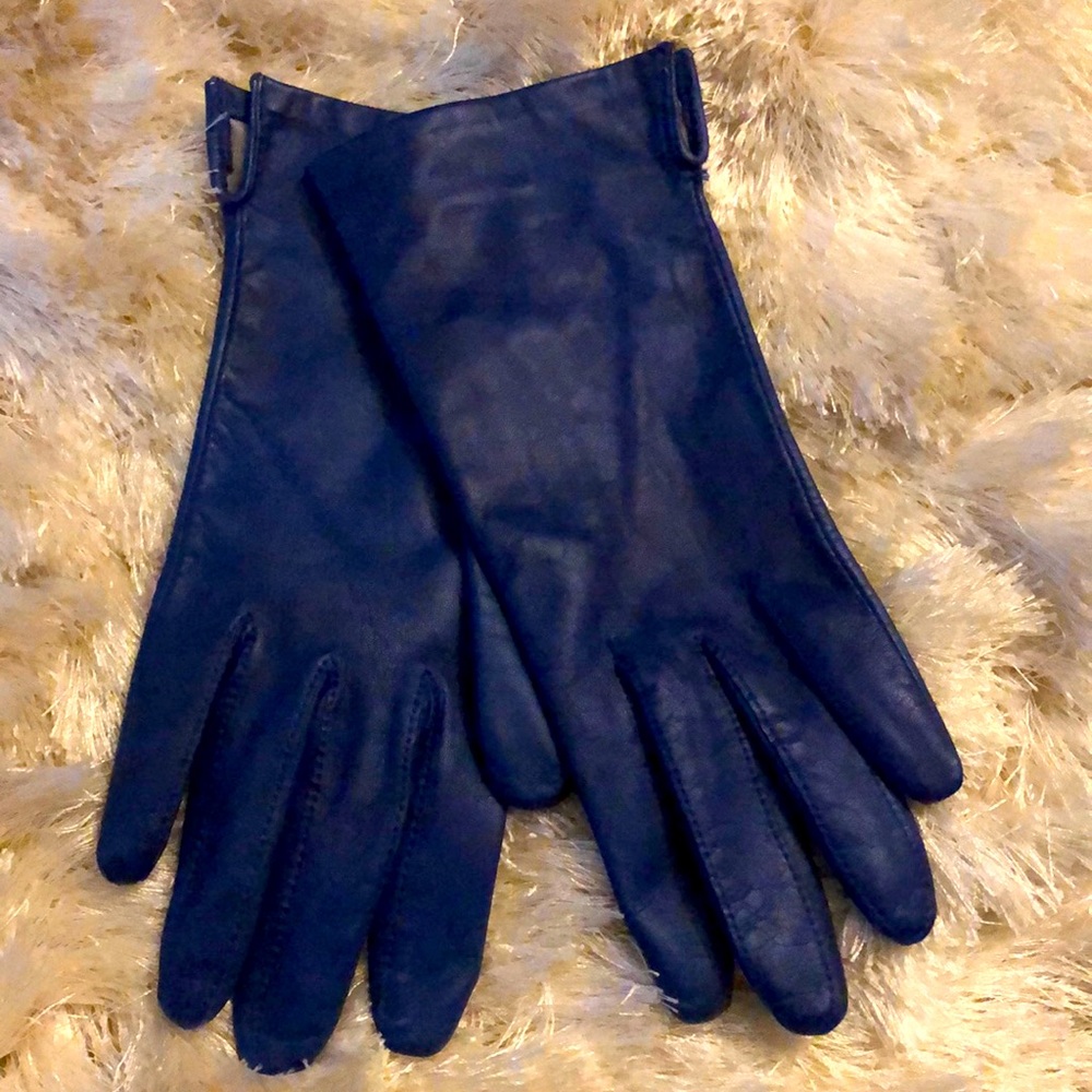 Marc Robbins genuine leather gloves